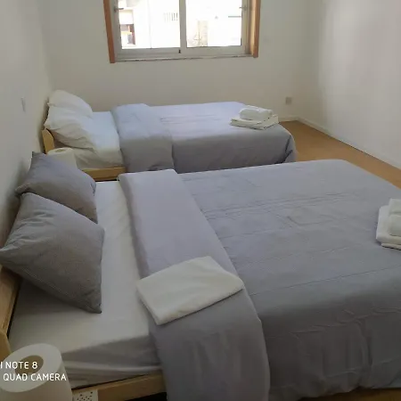 Hostal C&n In 02