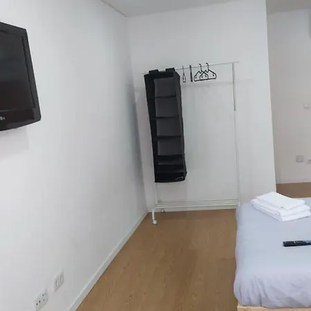 C&n In 02 Hostel Braga